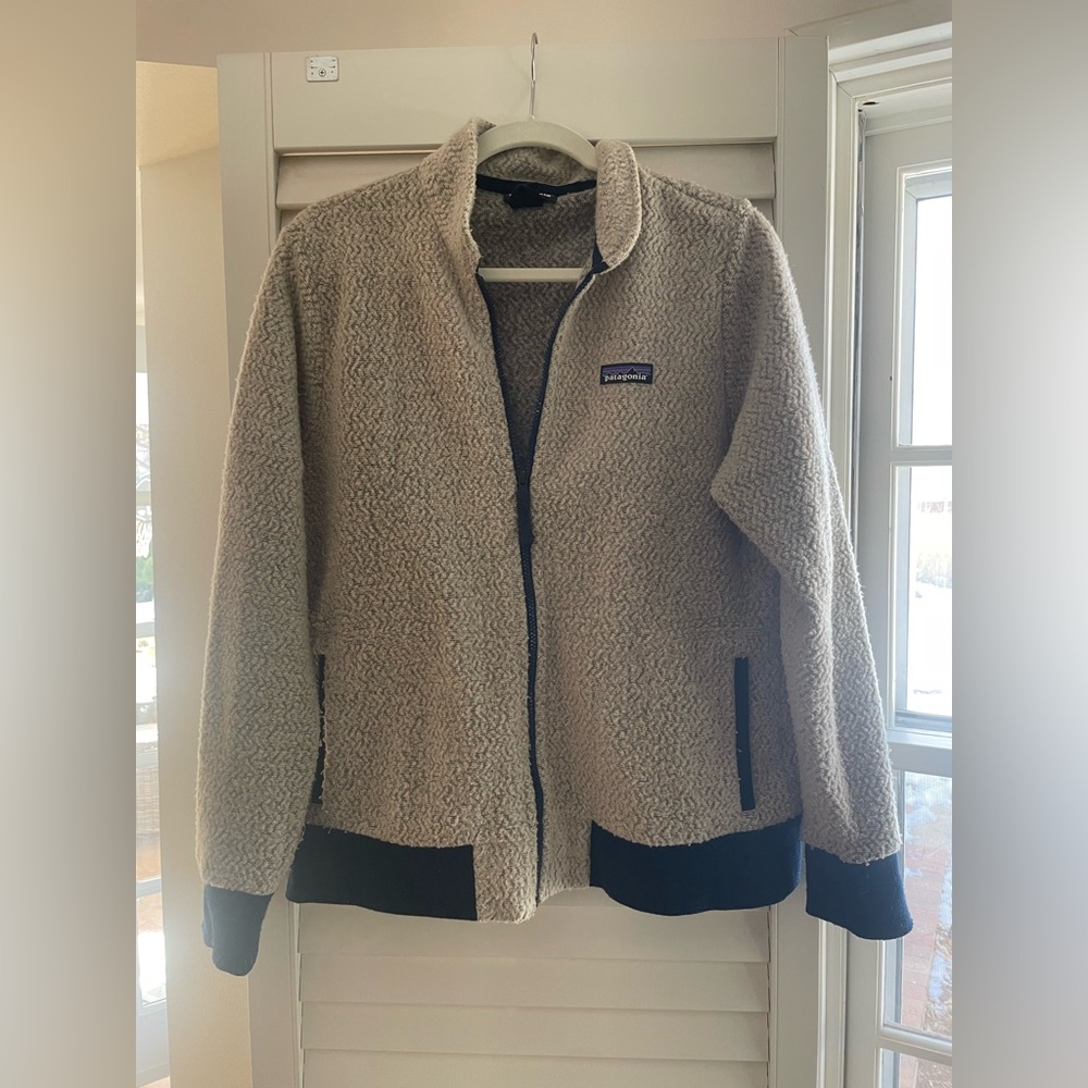 Patagonia Cream Fleece Jacket